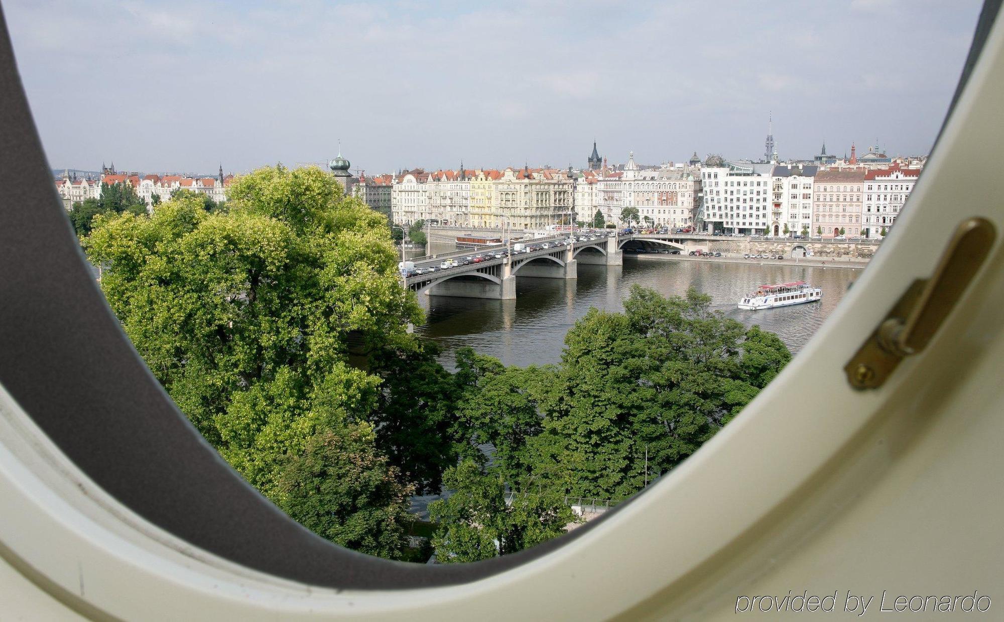Mamaison Riverside Hotel 5*