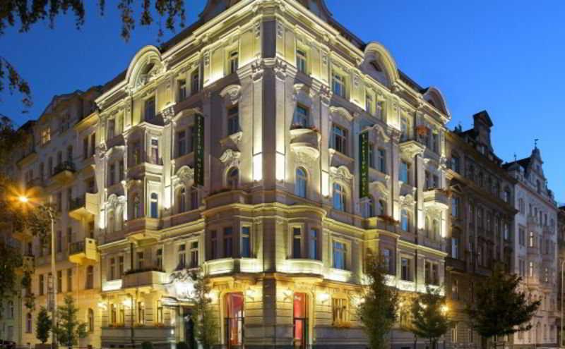 Mamaison Riverside Hotel